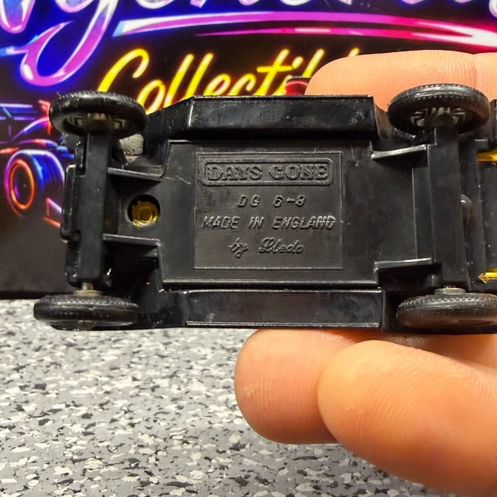Lledo Days Gone Kodak Film Delivery Van Yellow Vintage Diecast Truck England